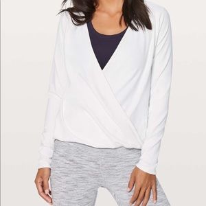 New Lululemon full freedom Long sleeve top Sz 10